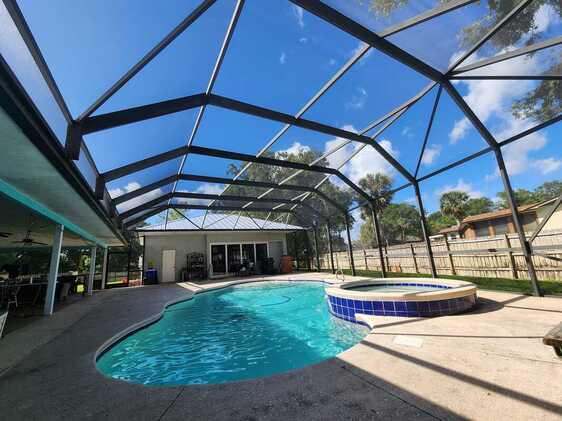 Pool Screening Lakeland, FL